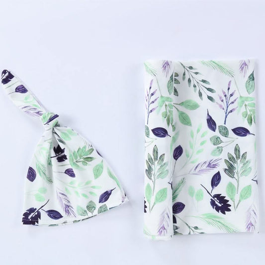 Green Leaf Swaddle & Knot Hat Set